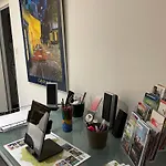 Dans Maison Du Xviᵉ Siecle, A Ferrand Petit Dejeuner Et Menage Inclus Apartamento *