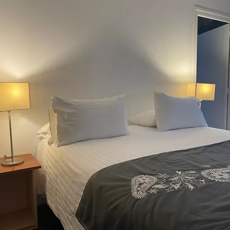 Appartement Clermont-Ferrand Petit-Dejeuner, Menage Parking Gratuits *