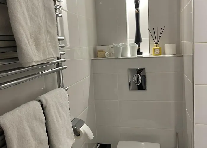 Dans Maison Du Xviᵉ Siècle Petit Déjeuner Et Ménage Inclus Aucun Frais Caché *